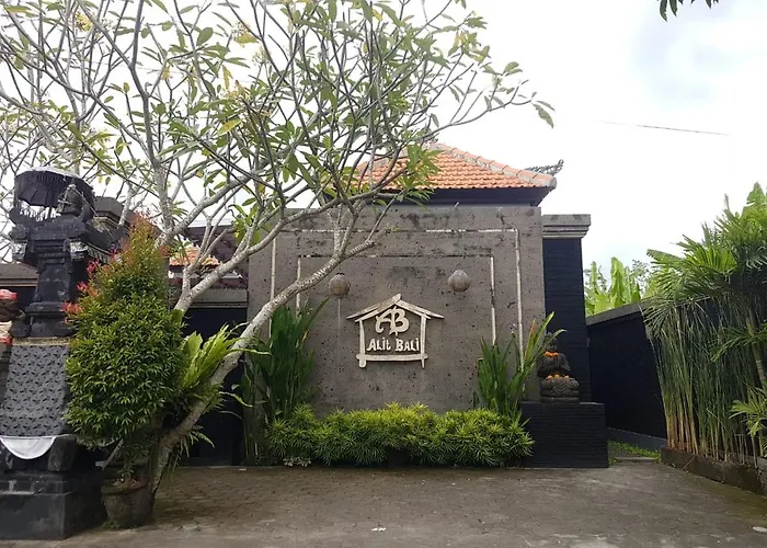Villa Alit Bali *